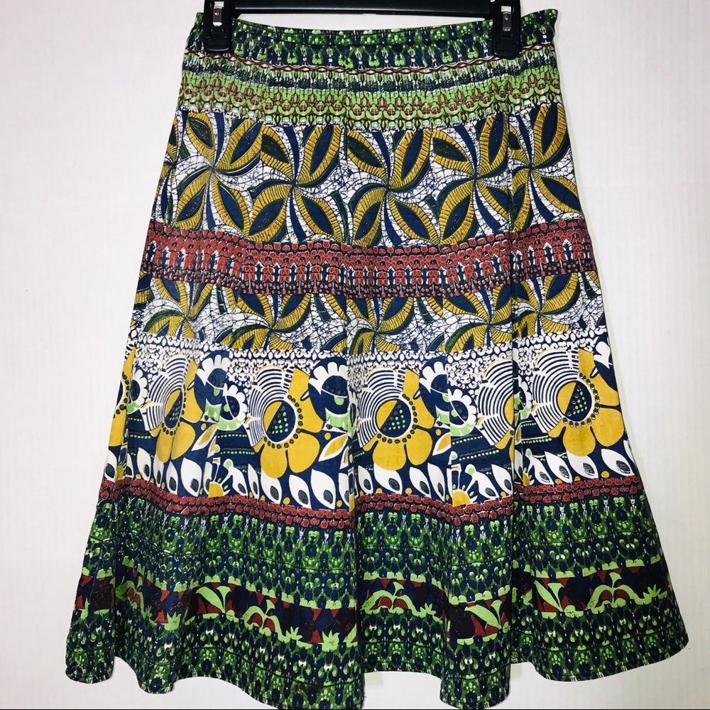 Lola P. Petite Multi Color Flowy Style Skirt - Med